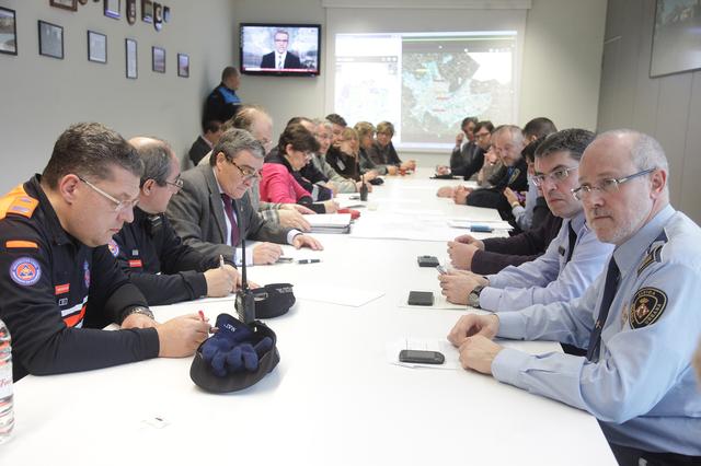 Lleida recupera la normalidad tras la nevada de esta madrugada pero mantiene el plan activado ante la previsión de heladas la próxima noche