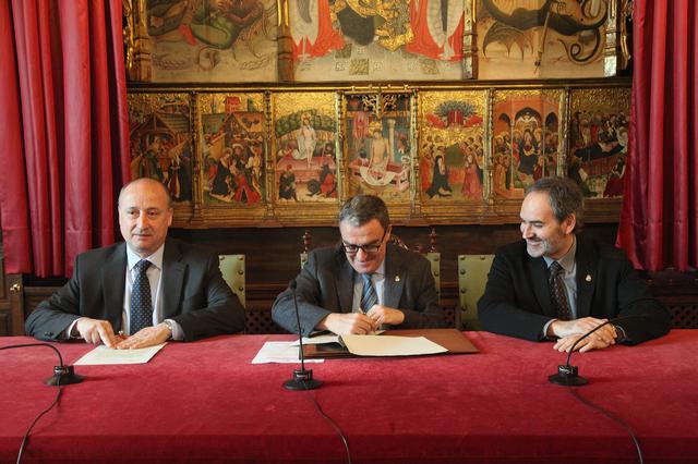 Acord entre l’Ajuntament de Lleida i l’obra social La Caixa per potenciar la xarxa de centres oberts i ciberaules 