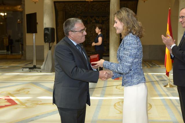 Ángel Ros recoge el Premio Reina Letizia accesibilidad universal de municipios
