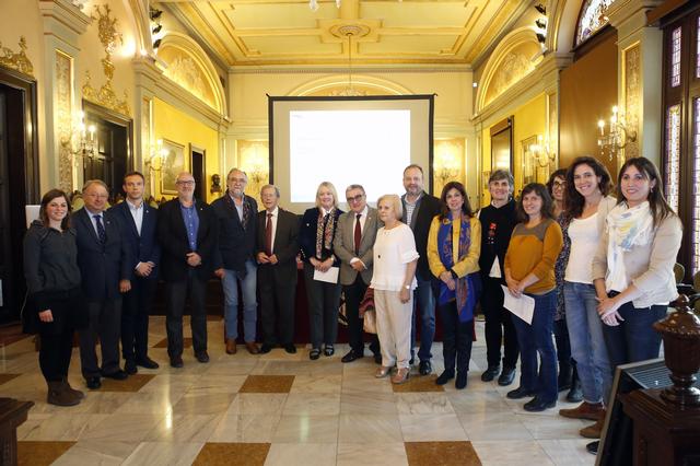 El proyecto "Hacemos Un Trato? Buen Trato y Envejecimiento "gana el V Premio Candi Villafañe