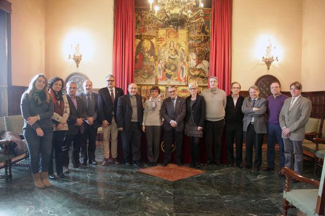  El Ayuntamiento de Lleida firma el contrato para la gestión del albergue municipal -servicio de acogida de urgencia Hostal Jericó