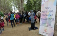 Uns 200 infants participen en la trobada “Juguem al carrer” als Camps Elisis
